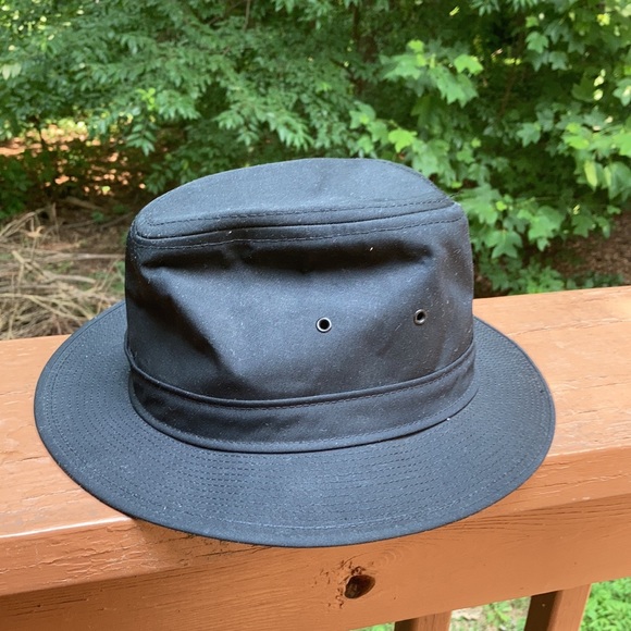London Fog black rain hat - Picture 2 of 8